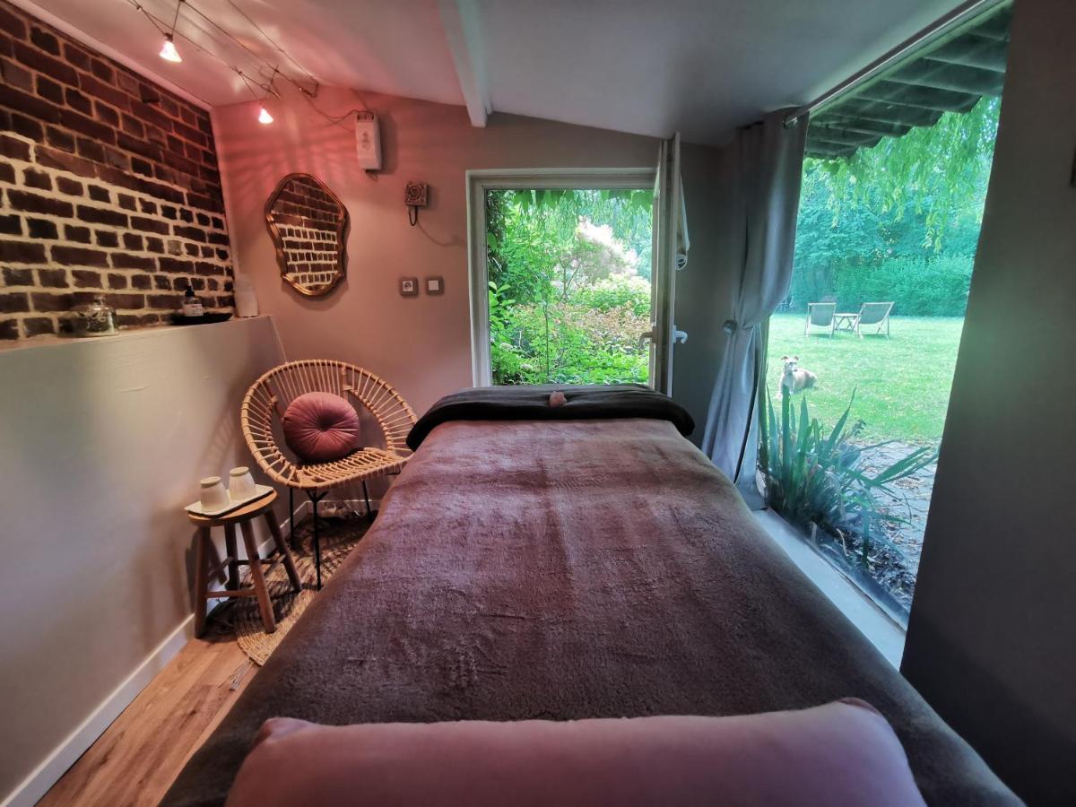 Le Domaine Des Pres Du Hom Bed & Breakfast Bezu-Saint-Eloi Ngoại thất bức ảnh