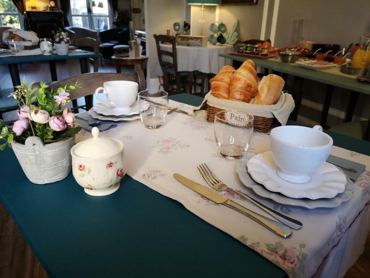 Le Domaine Des Pres Du Hom Bed & Breakfast Bezu-Saint-Eloi Ngoại thất bức ảnh